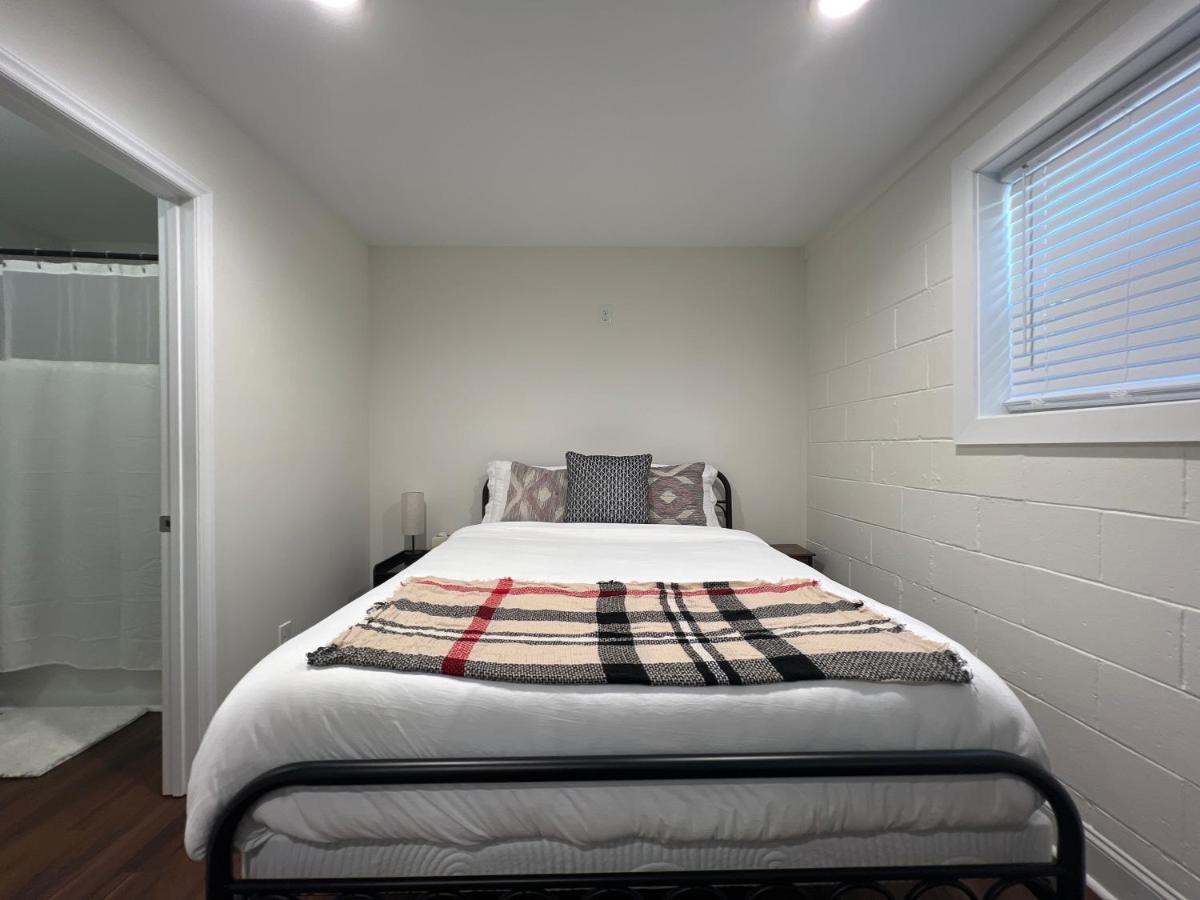 1br Near Downtown & Mountain Goat Coffee Apartment